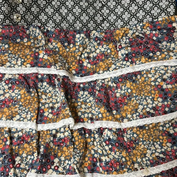 Beautiful Zand Reversible Skirts w/ Purse Fits Small/Medium